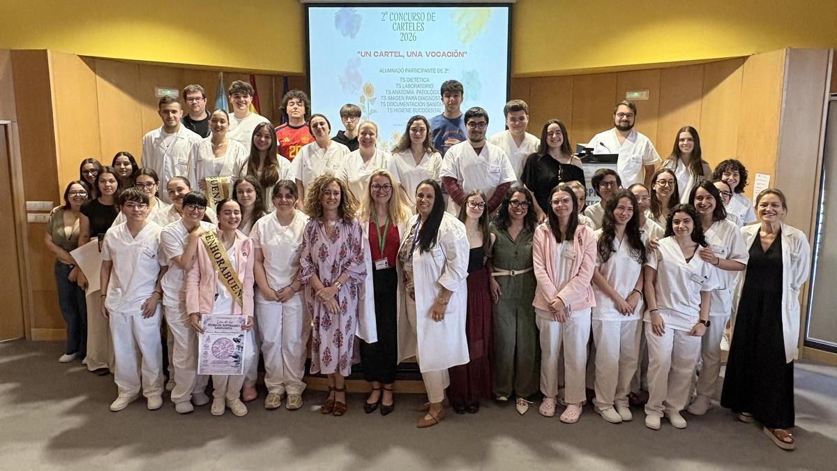El talento sanitario que viene de Pontevedra reivindica en Montecelo una labor clave para los hospitales.
