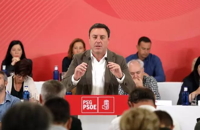 Sánchez paraliza las primarias del PSdeG hasta que se despeje su investidura como presidente