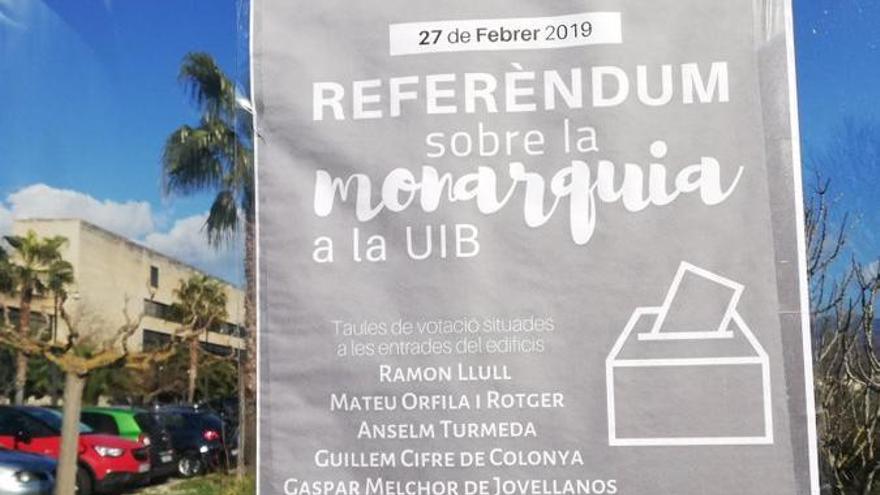 Cartel sobre el referÃ©ndum en el campus de la UIB