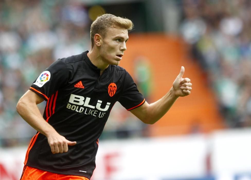 Así celebra Lato su primer gol con el Valencia CF