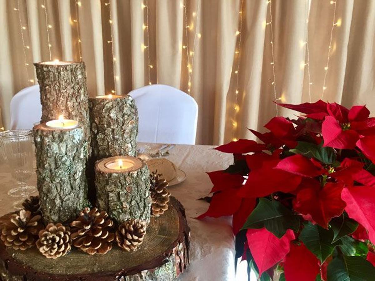 Decoración para bodas de invierno: muérdago y piñas