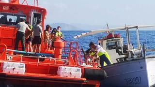 Rescatados en Ibiza cinco turistas a la deriva que pasaron la noche agarrados a una tabla de paddle surf