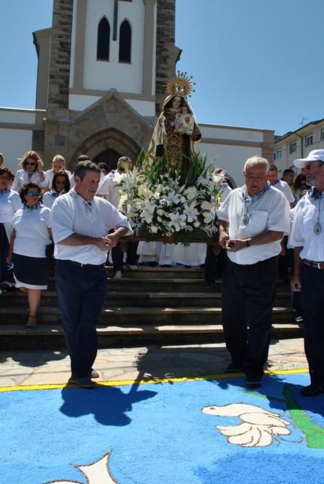 Procesión de la Virgen de El Carmen en Tapia