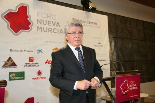 Enrique Cerezo, en el Foro Nueva Murcia