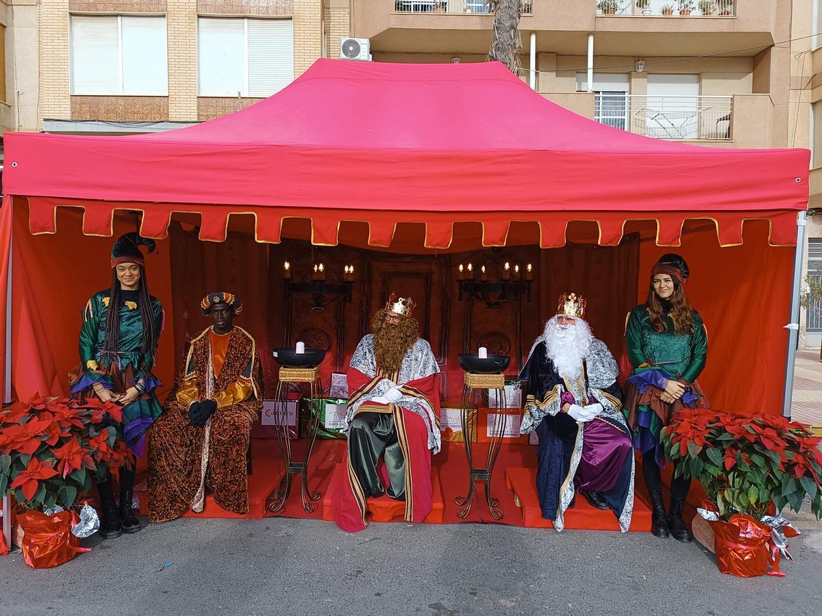 Los Reyes Magos ya están en Puerto Lumbreras