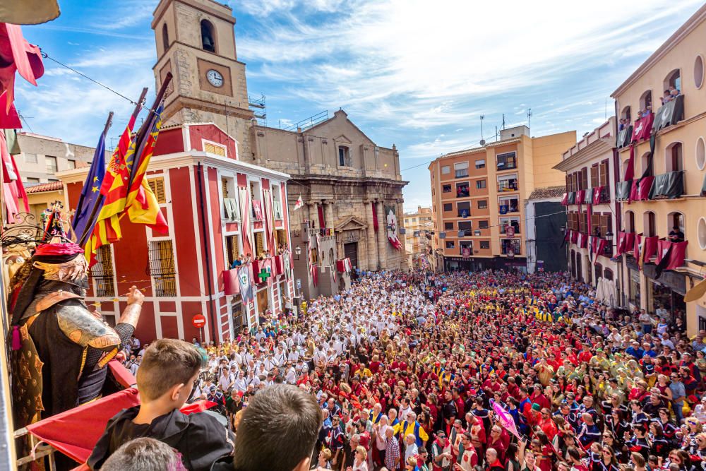 L''Arrancà abre las fiestas de Moros y Cristianos en Callosa d''En Sarrià