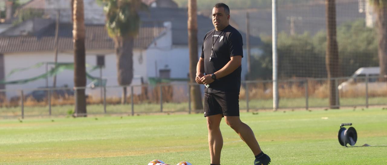 Germán Crespo, durante el entrenamiento del Córdoba CF, este martes.