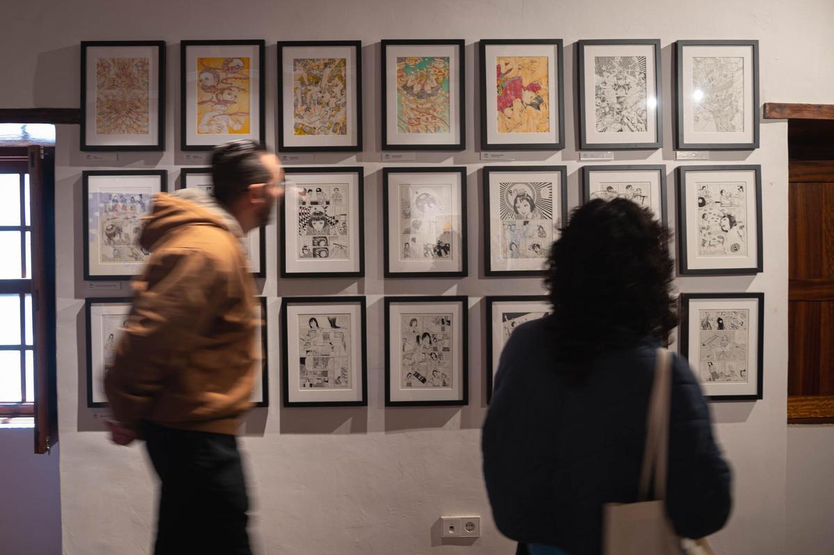 Los cuadros de Shintaro Kago que se encuentran a la venta.