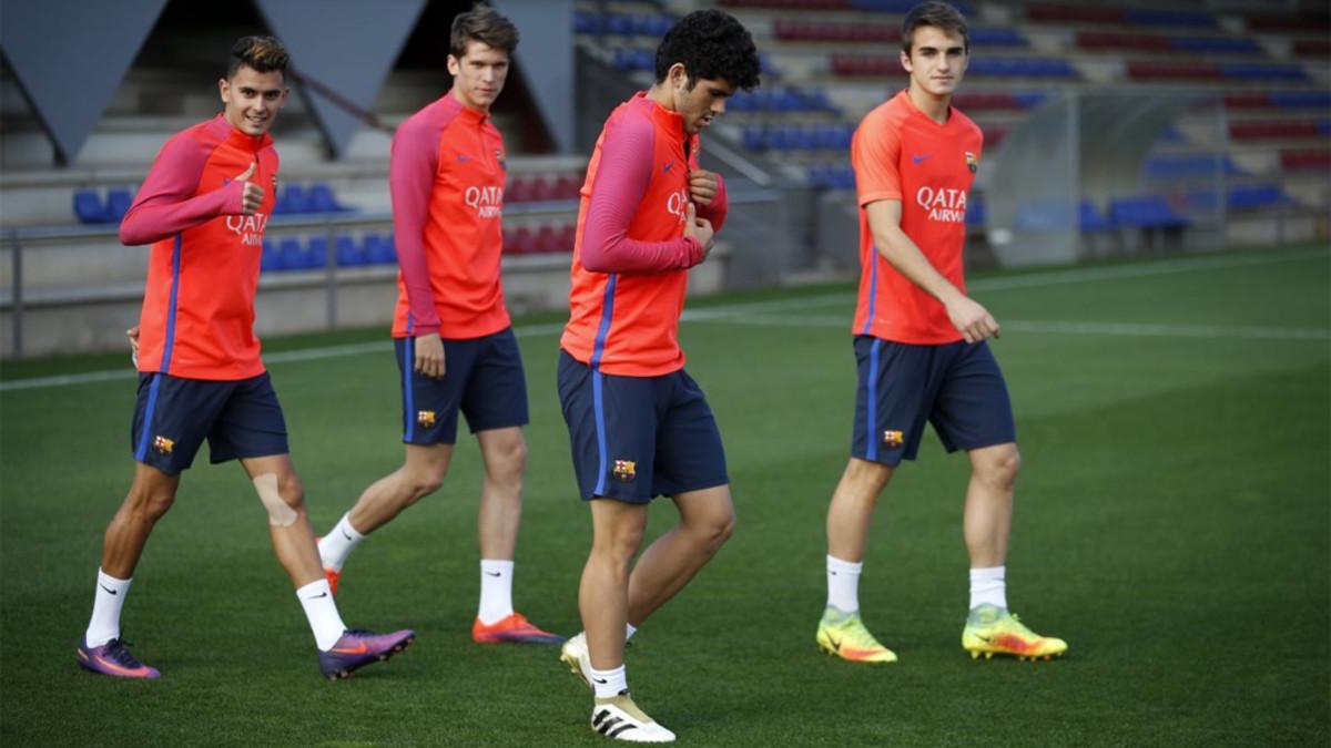 Varios jugadores del filial del Barça reforzaron el entrenamiento de la primera plantilla pensando en el partido de la Copa frente al Hércules