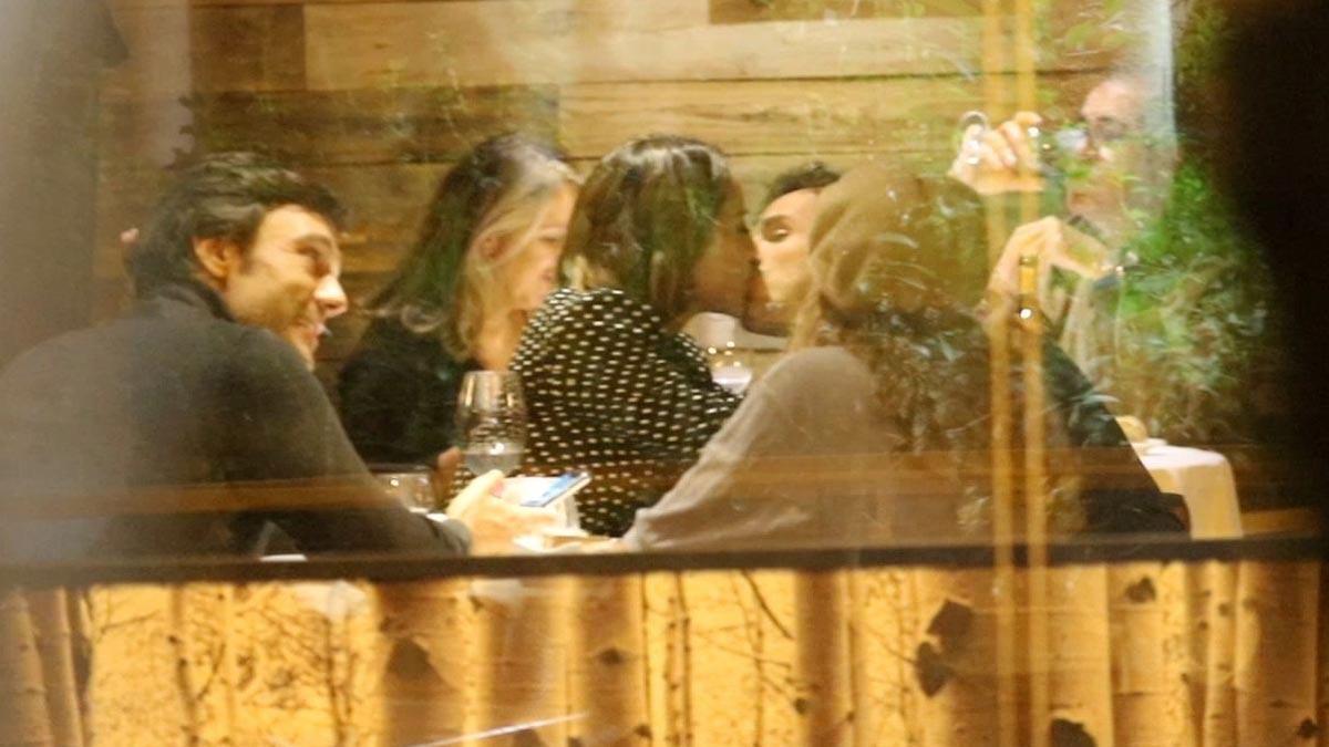 Tamara Falcó e Íñigo Onieva se comen a besos en un restaurante de Madrid