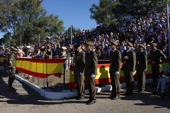 Siete mil asistentes arropan la jura de 1.112 soldados en el Cefot