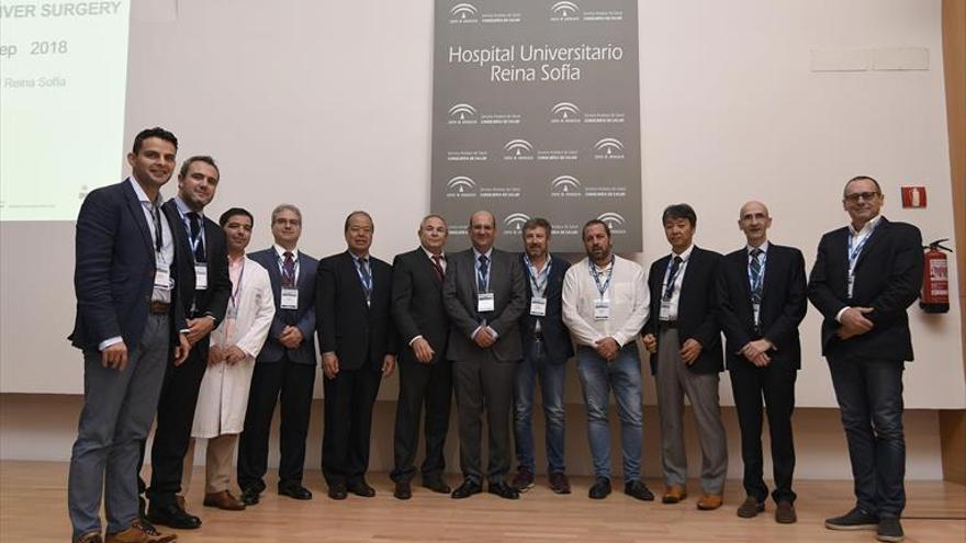 Reunión de expertos en cirugía laparoscópica de hígado