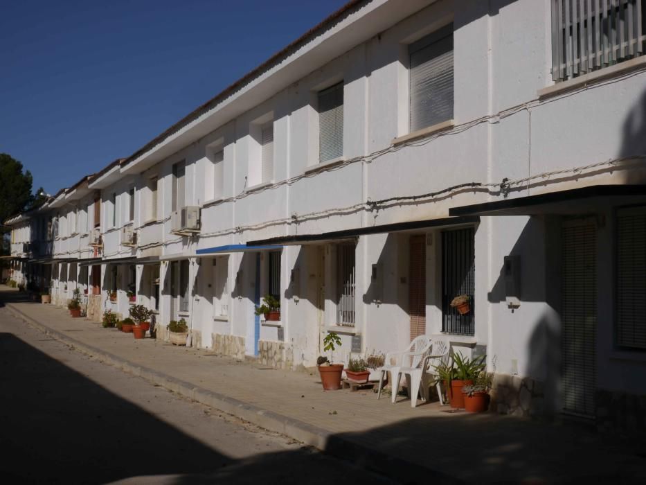 Aspecto de las viviendas. Barrio de las «Casas Nuevas», construido en los años sesenta.