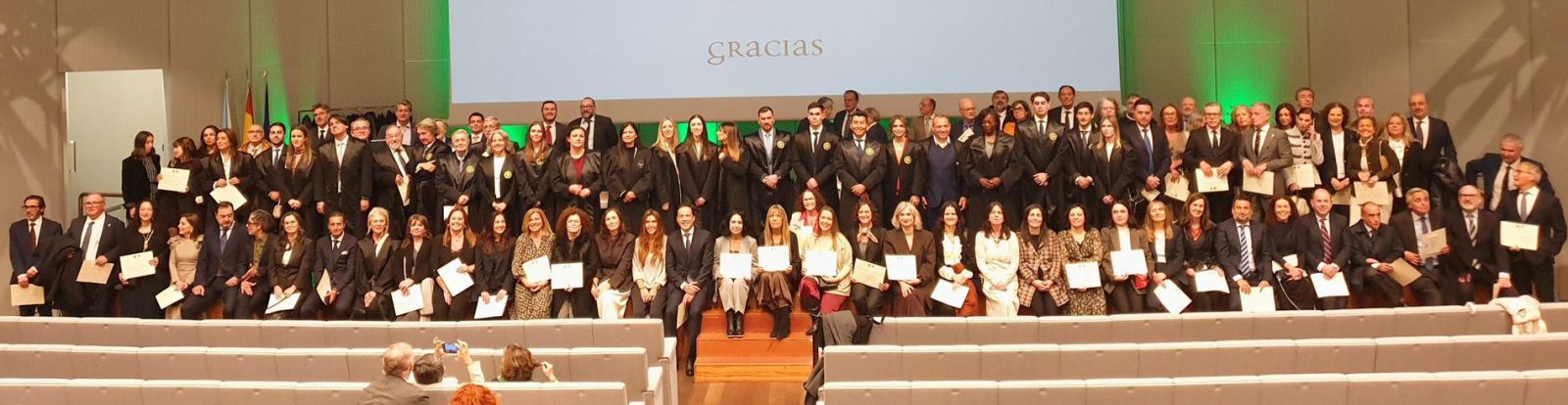 Los abogados celebran su patrona  | LA OPINIÓN