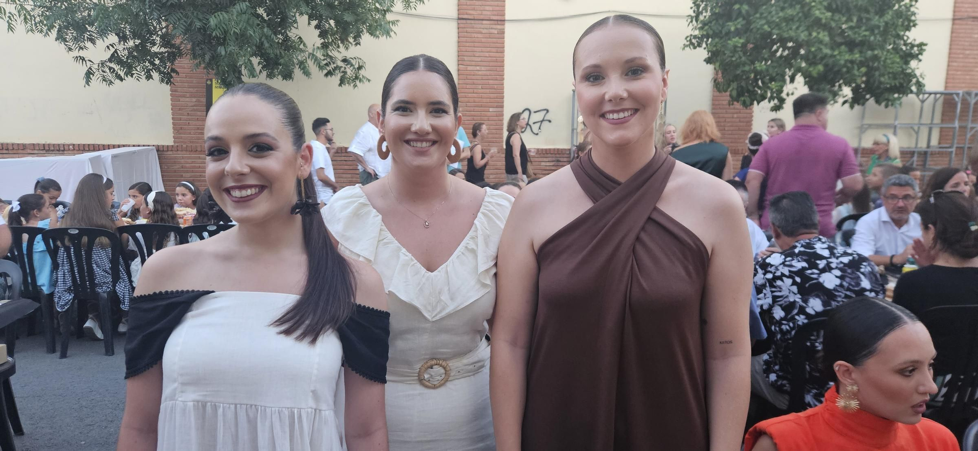 Botanic-La Petxina. Elena Vila (S. Jose de la Montaña), Ricio Perez (Azcarraga) y Maria Martinez (S. Ignacio de Loyola)
