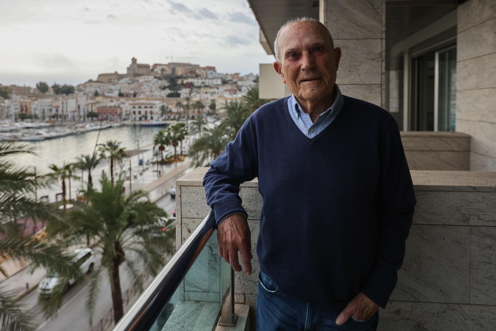 El Gary Cooper de Sant Antoni: Arturo Ramos, 60 años como médico de pueblo