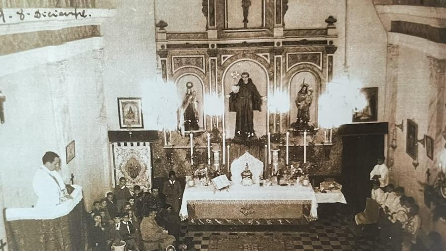 El Perelló celebra el 125 aniversario de la bendición de su primera capilla