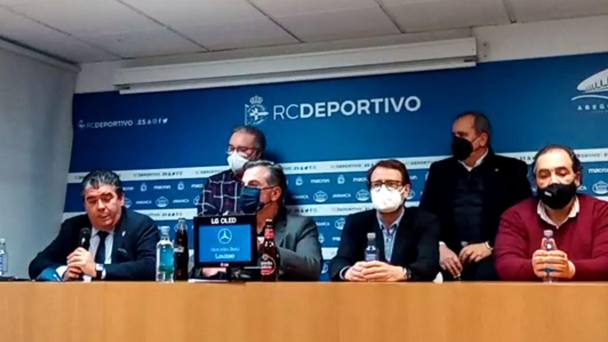 Comparecencia del consejo del Deportivo para anunciar su dimisión a petición de Abanca.