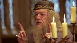 Michael Gambon como el Profesor Dumbledore en la película Harry Potter y el Prisionero de Azkaban