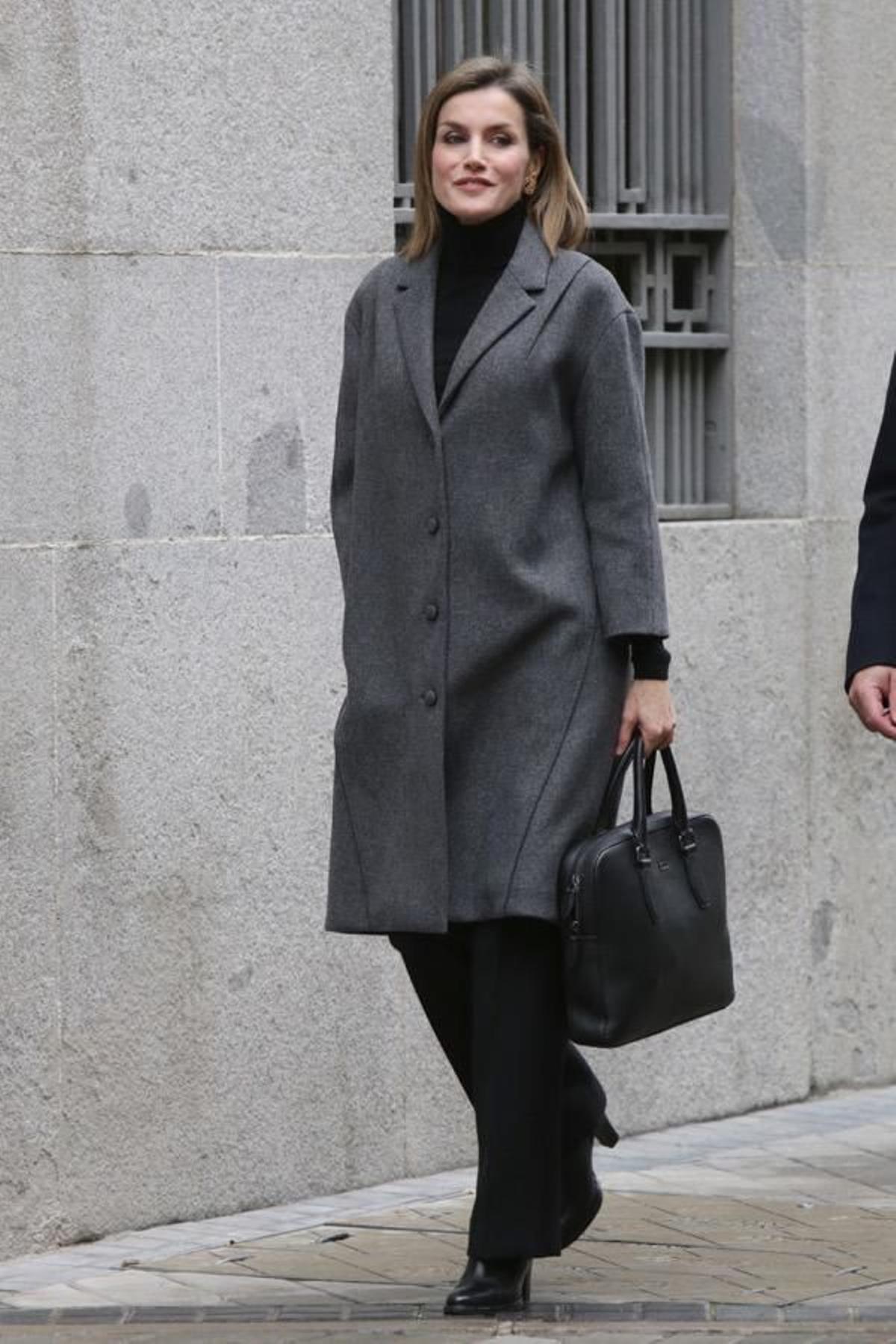 La Reina Letizia con look oversize