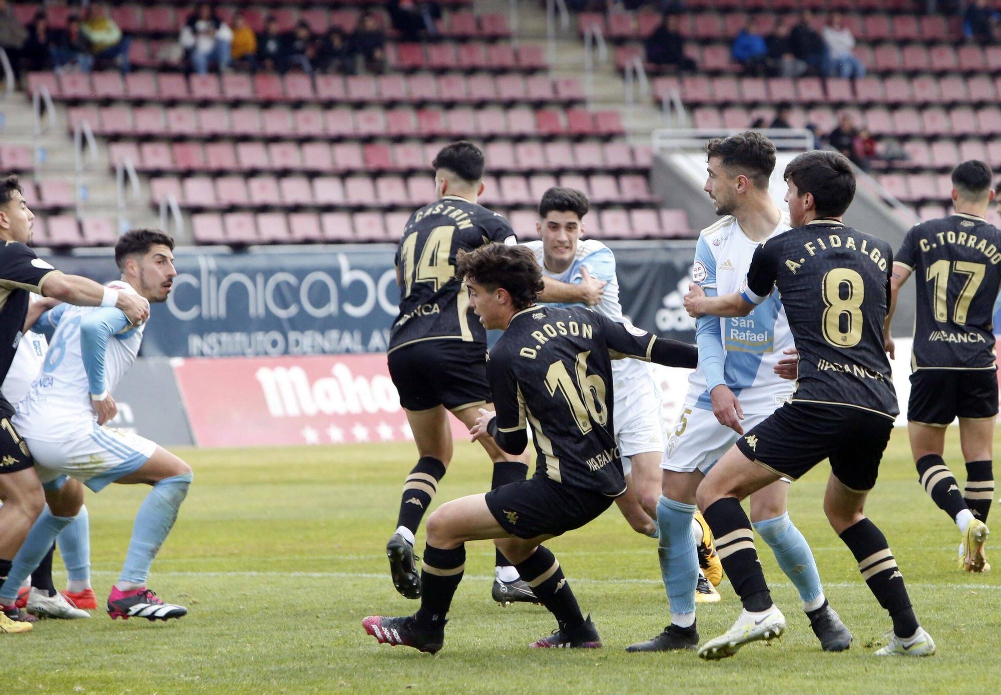 Las imágenes del partido del Compostela contra el Polvorón C.F.