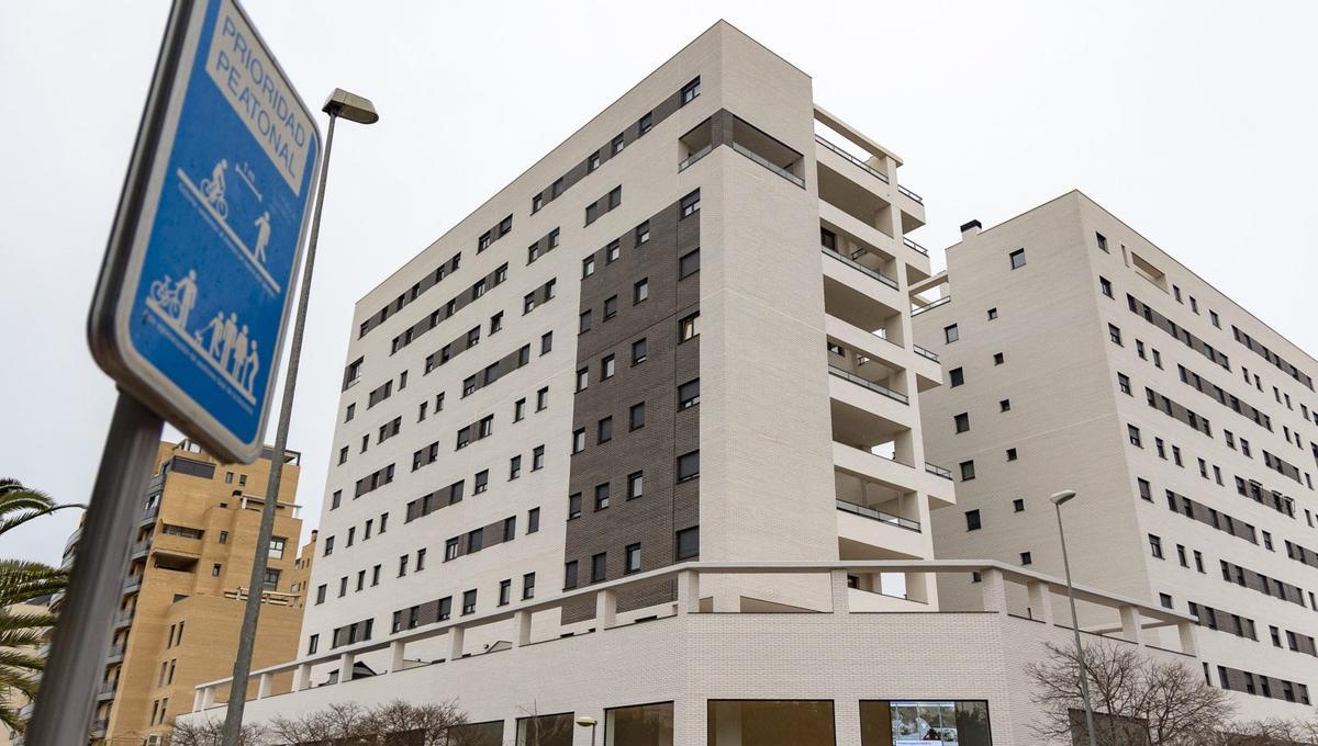 El residencial Les Naus, en La Condomina, cuyas viviendas protegidas son objeto de polémica.