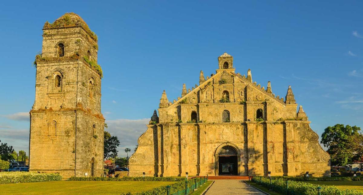 Iglesia barroca en Ilocos Norte (Filipinas)