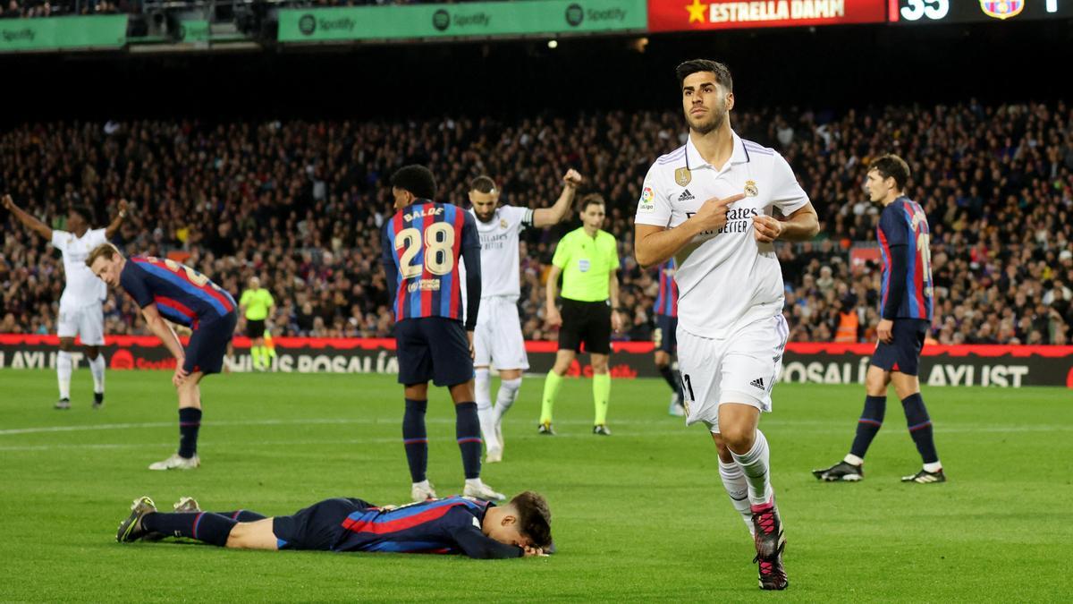 Asensio celebra el gol posteriormente anulado por el VRA.