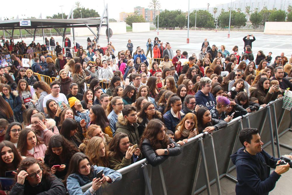 Firma de discos de Noelia, Marta y Dave de OT en Málaga