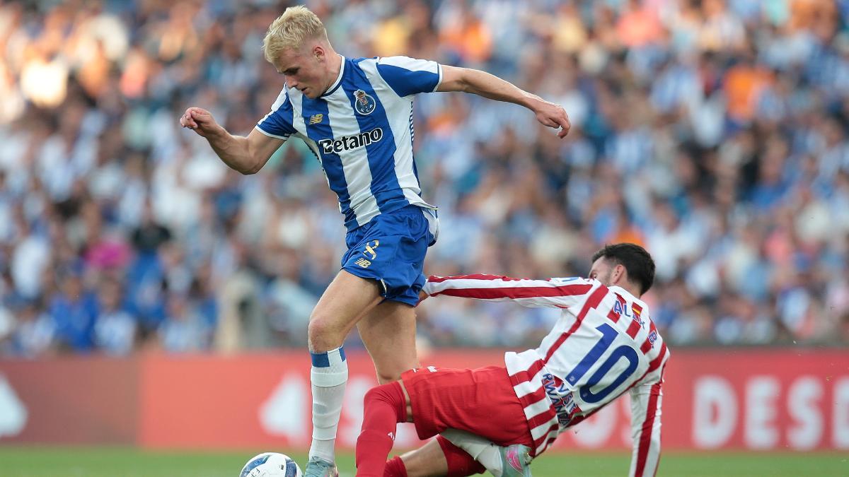 Victor Froholdt, en acción contra el Atlético de Madrid