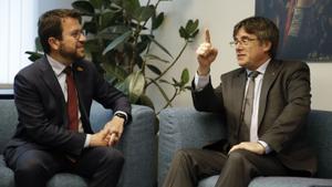 ERC altera el guió de la campanya i passa a l’atac contra Puigdemont