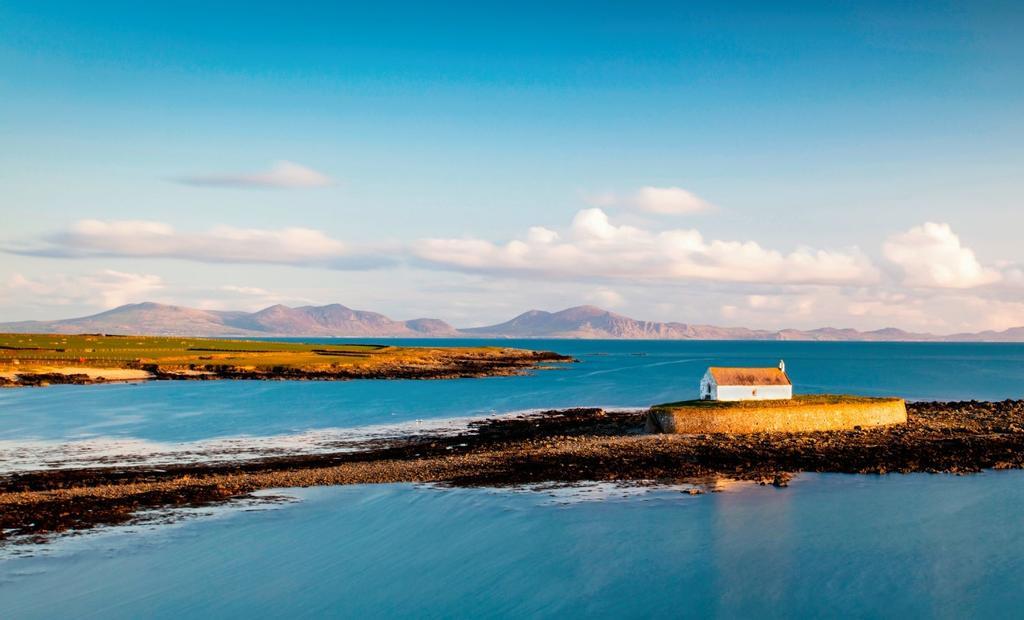 Iglesia en el mar en Anglesey