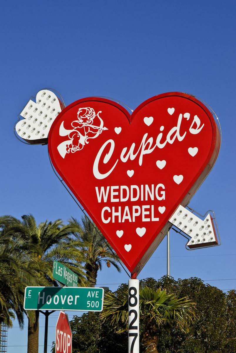 UNA 'WEDDING CHAPEL': La propuesta de MediaMarkt para San Valentín