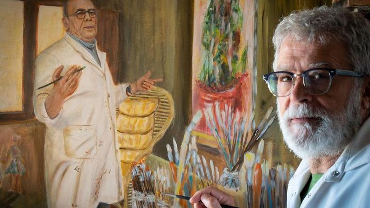 Vicente Hernández pinta su cuadro titulado ‘Carmelo Trabajando arte’.