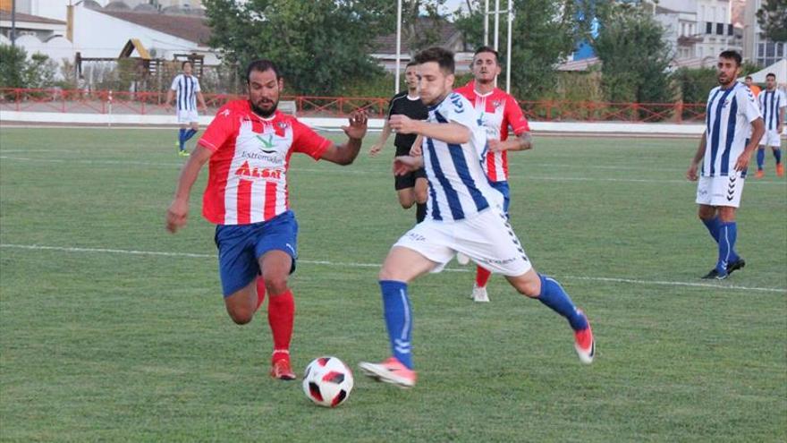 Al Don Benito le faltó el gol