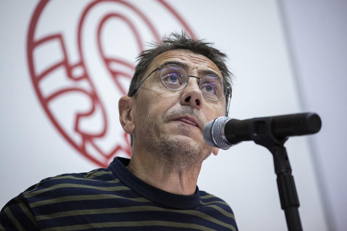 Monedero culpa a Ayuso del expediente abierto en la Complutense por faltar a clase para ir a actos en Venezuela y Colombia
