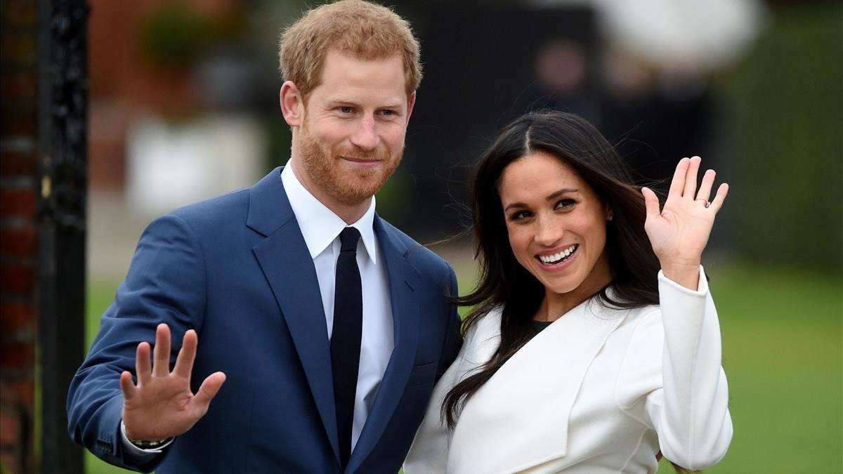 El príncipe Enrique y Meghan Markle, el día que anunciaron su compromiso, el 27 de noviembre del 2017, en el Palacio de Kesington.