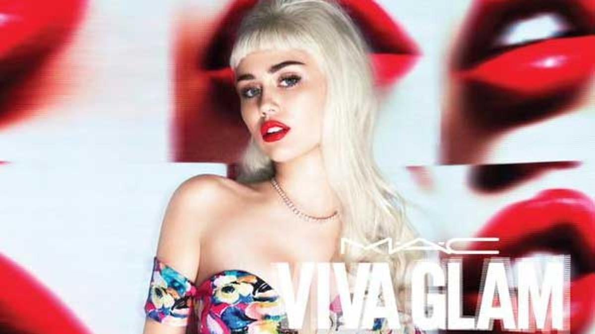 Miley Cyrus se vuelve platino para la nueva campaña de MAC