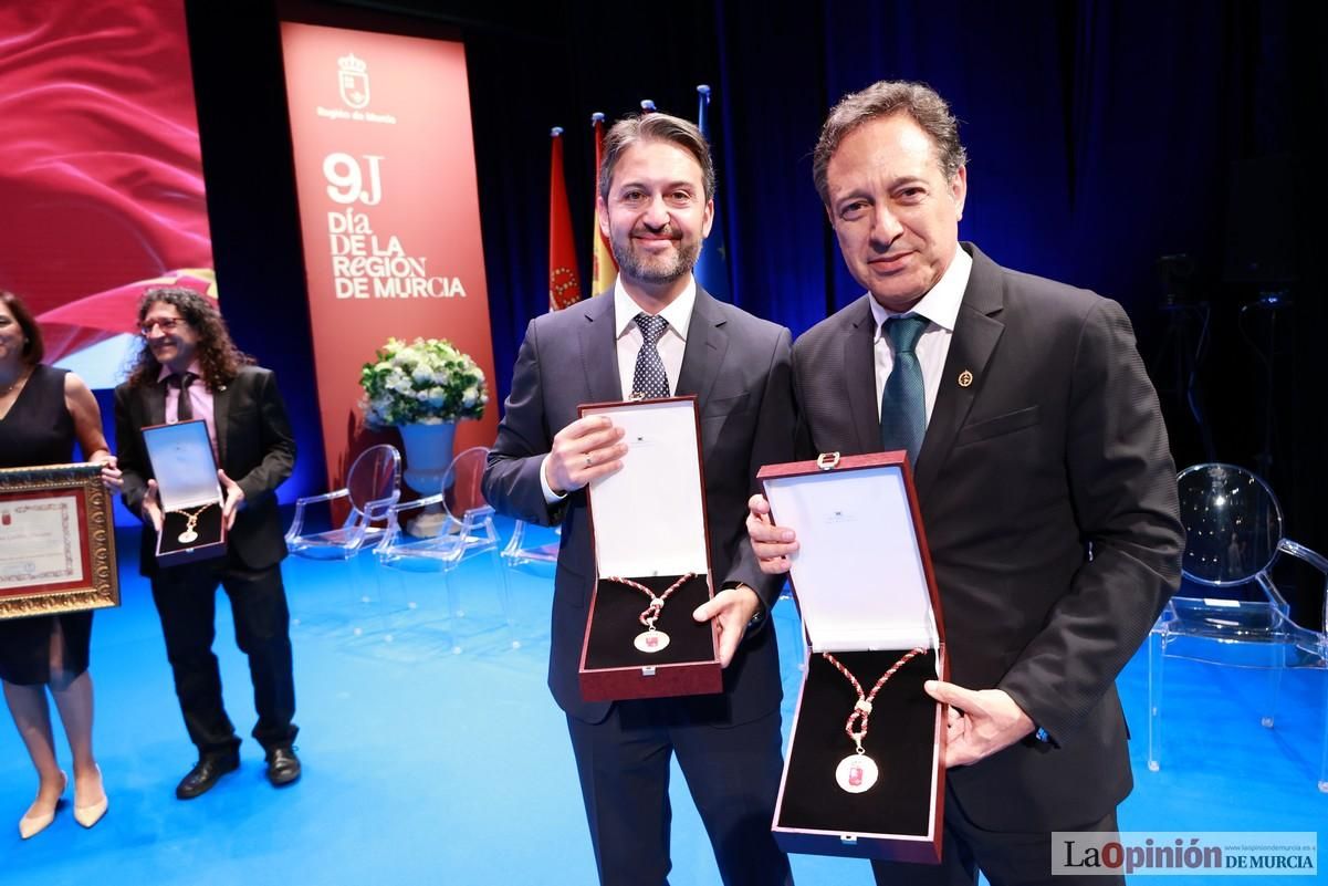 Así ha sido el acto institucional del Día de la Región de Murcia en el Teatro Romea