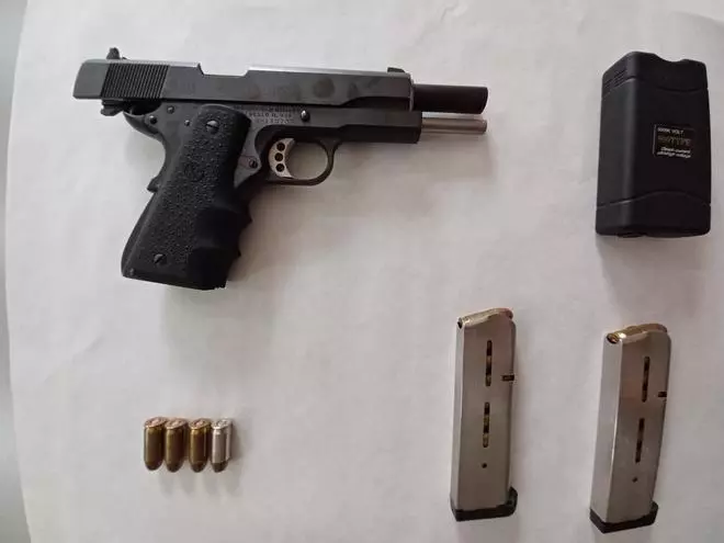 Detenido en A Coruña tras amenazar presuntamente con una pistola a dos personas