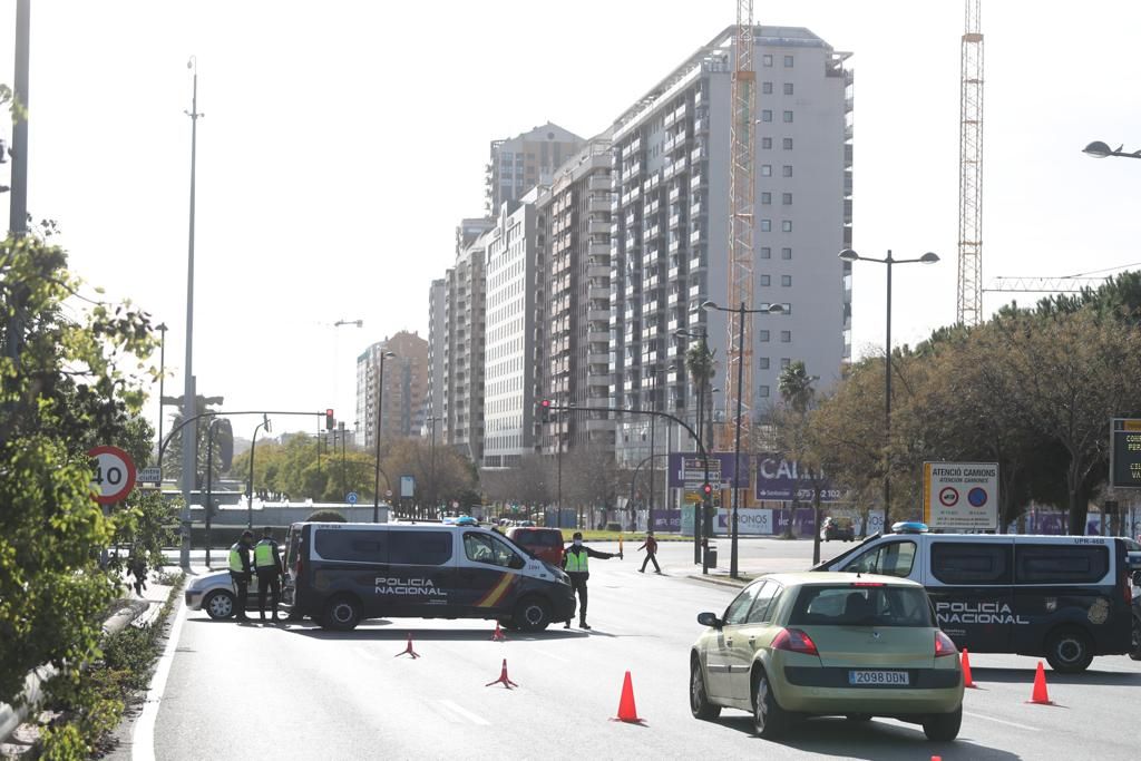 Controles en las entradas a València