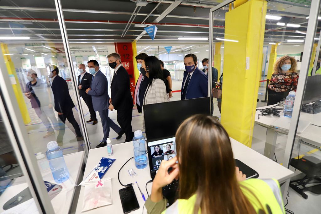 Inauguración del centro logístico de Amazon en Murcia