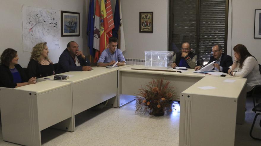 Cinco ediles de PSOE y PP denuncian el &quot;autoritarismo&quot; de la alcaldesa de La Bóveda de Toro