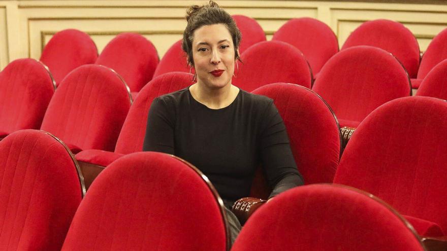 Eva Santos, directora del Teatro Principal de Zamora: "Quiero llevar una parte del Festival del Títeres a los barrios"