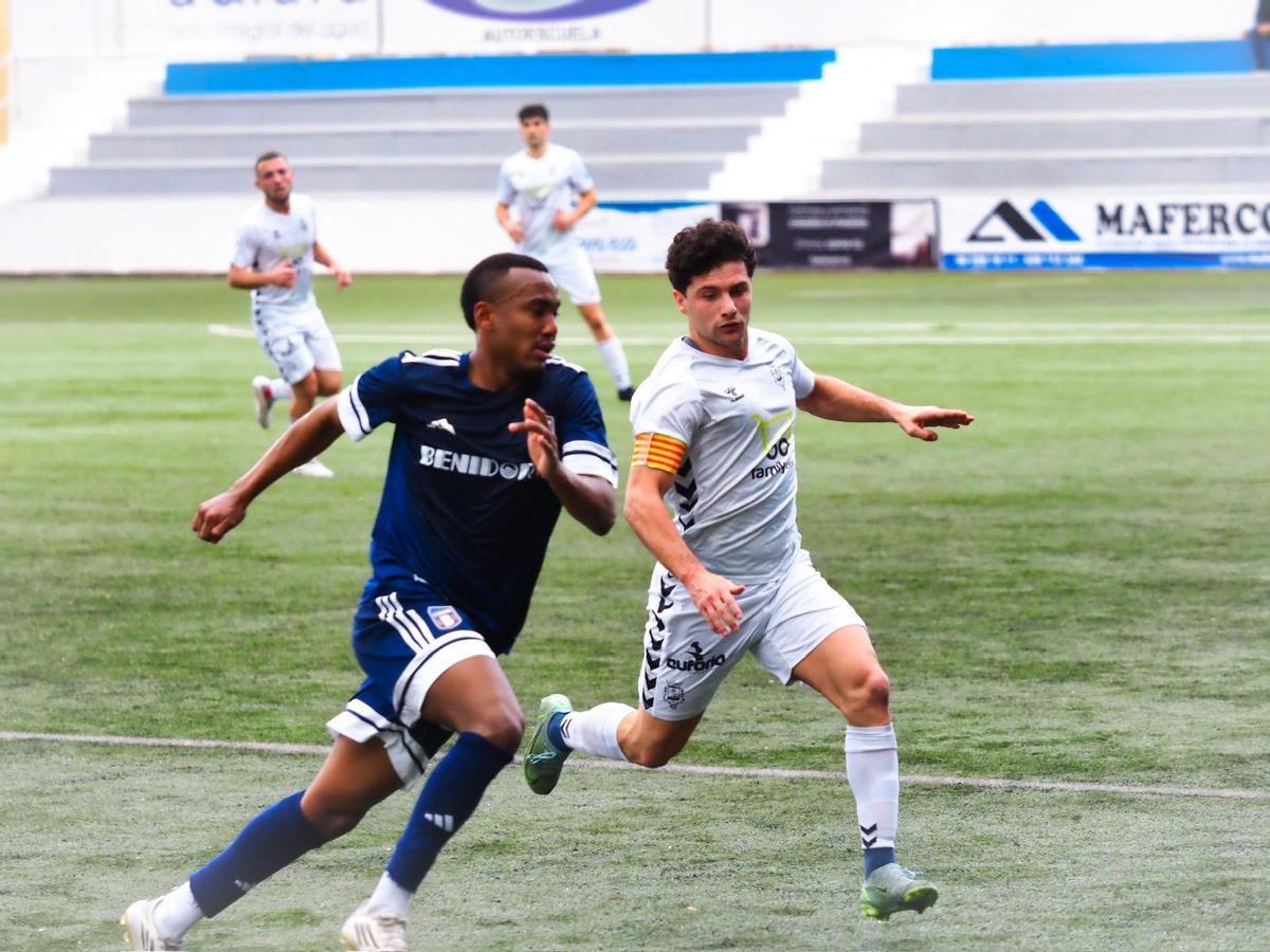 El Olímpic en el partido ante el Benidorm, hace algunas jornadas, en la Murta.