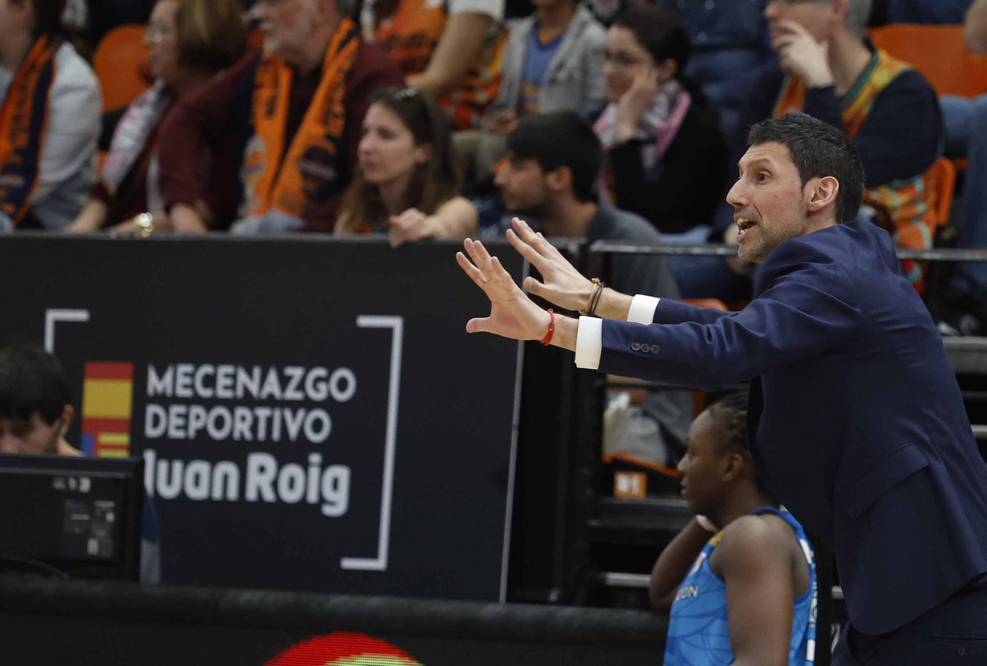 Valencia Basket - Perfumerías Avenida