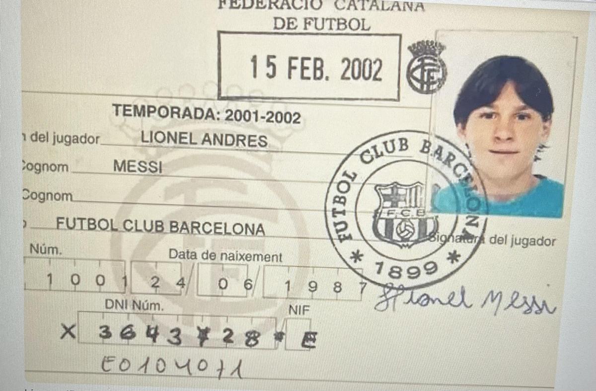 Primera ficha, en España, de Leo Messi.