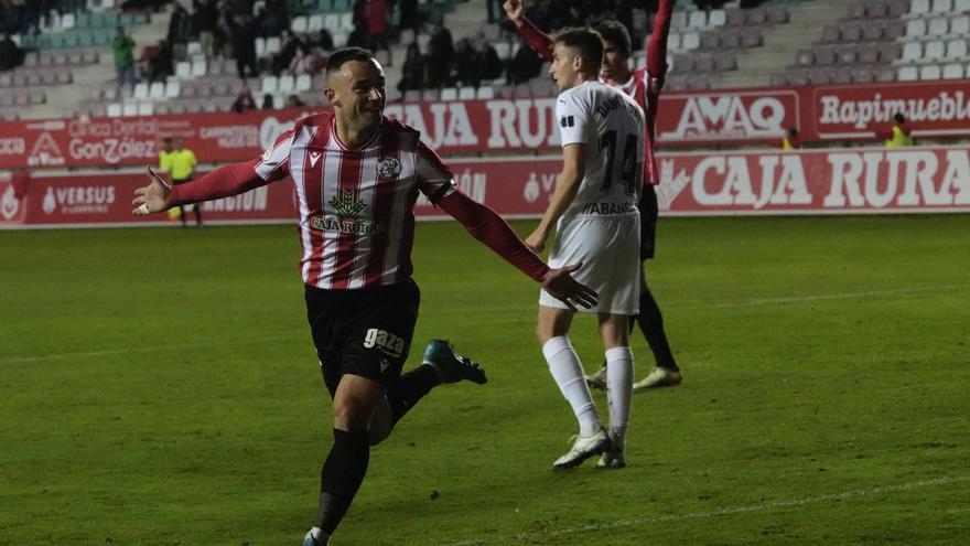 Pablo Clavería, jugador del Zamora CF: "Tenemos que seguir trabajando así"