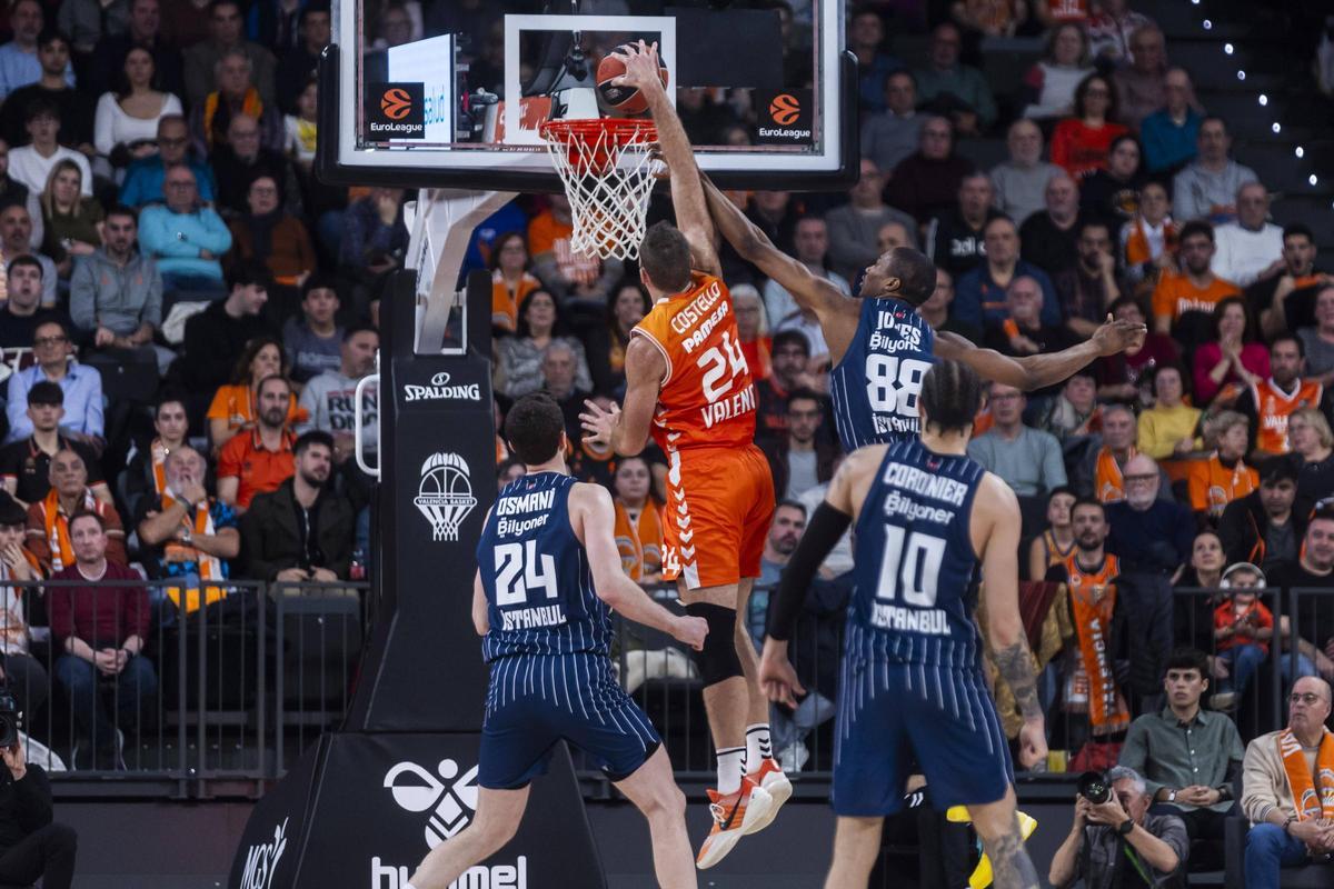 El Valencia Basket sumó su décima victoria en la Euroliga frente al Efes