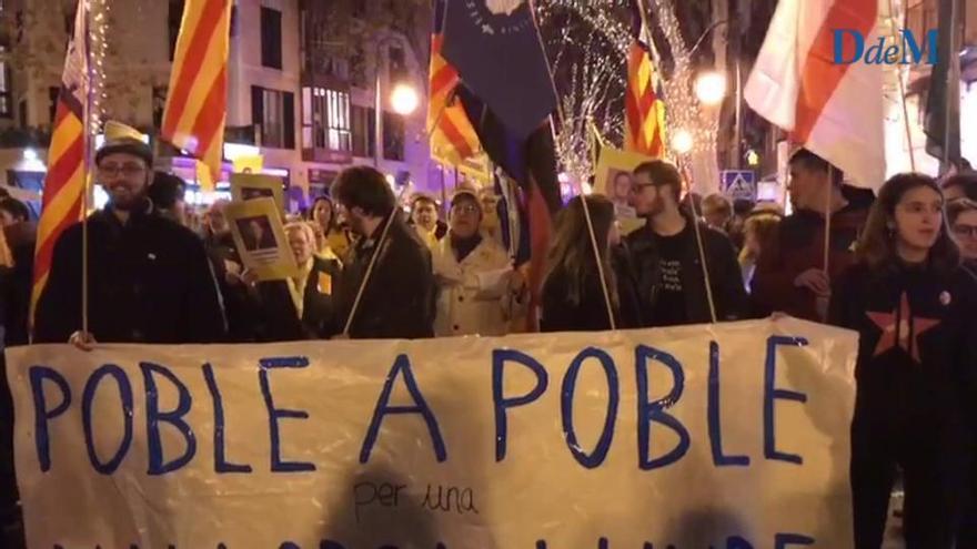 Más de 2.000 personas en la manifestación independentista con motivo de la Diada de Mallorca